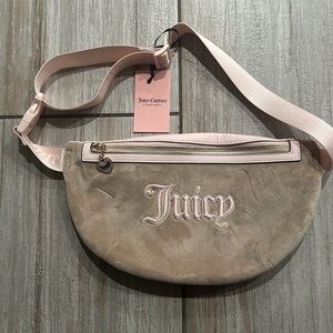 Juicy Couture Queen Of Everything Fanny Bag - Cafe/Powder Blush